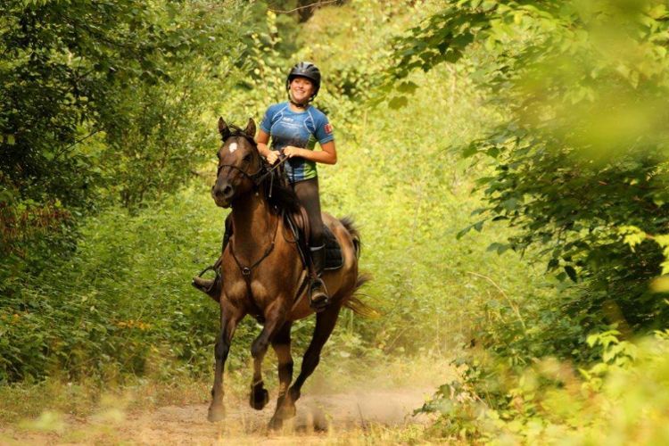 Item image expands on click